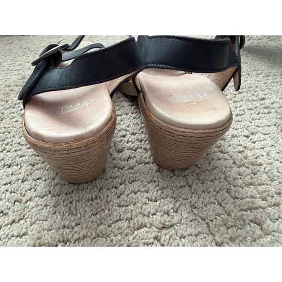 Dansko Marlow Sandal - Women's size 37 (US size 6.5 to 7) - Picture 2 of 5